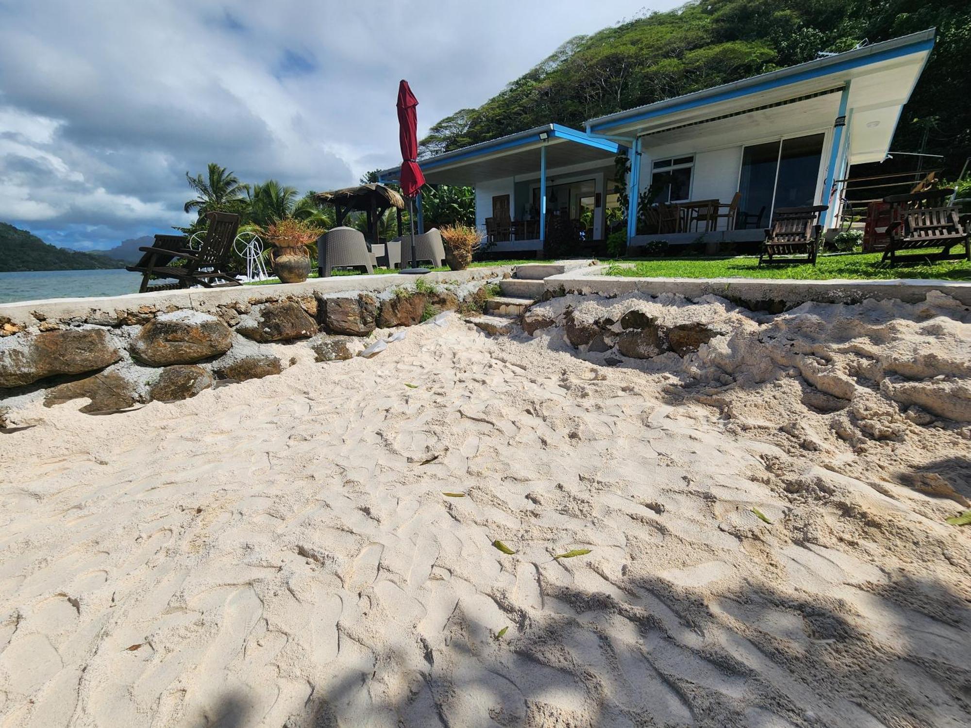 Duplex En Bord De Mer Fare Tahitea Pension Taputapuapea Exterior foto